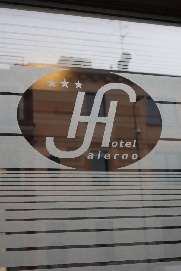 Albergo Salerno Мілан Екстер'єр фото