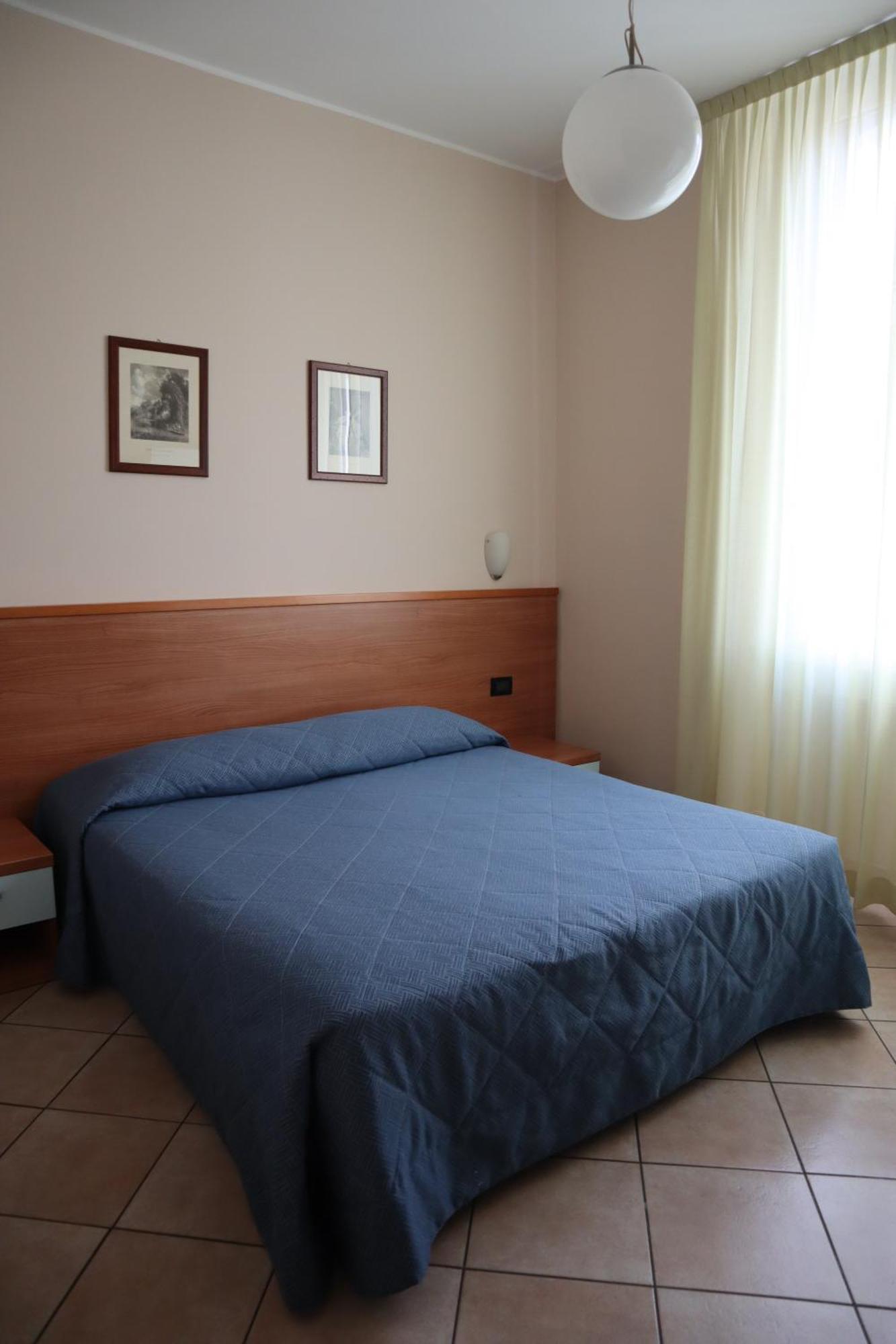 Albergo Salerno Мілан Екстер'єр фото