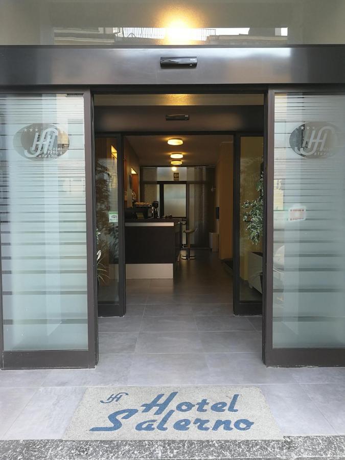 Albergo Salerno Мілан Екстер'єр фото